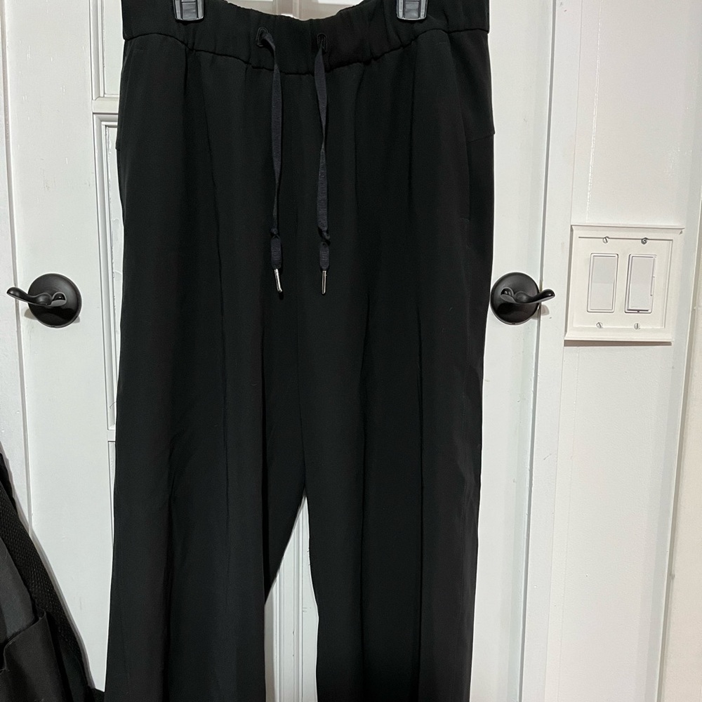 Lululemon wide leg pants